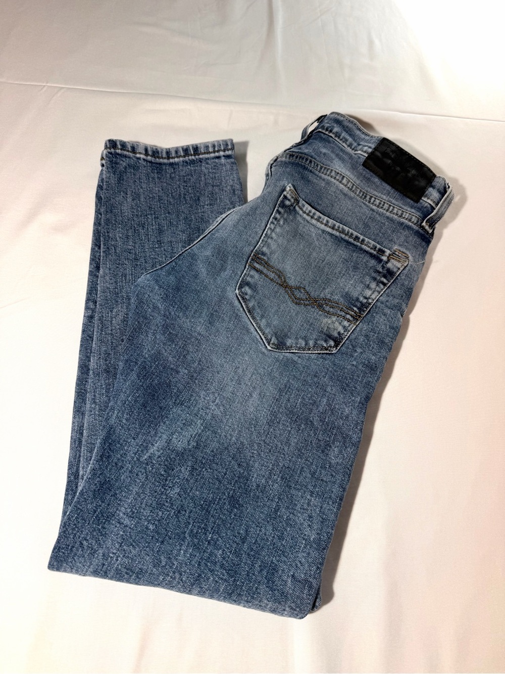 Denizen 286 from Levi's Slim Fit Light Blue Men's Jeans